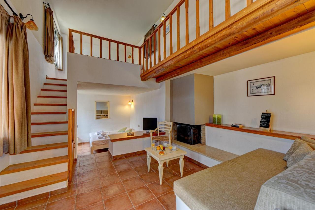 Mourtzanakis Residence - Traditional Eco Hotel In Αχλάδα Εξωτερικό φωτογραφία
